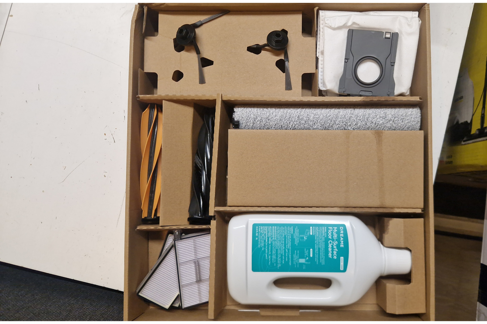 Dreame Aqua10 Ultra Robot Vacuum 30000Pa 100°C Station