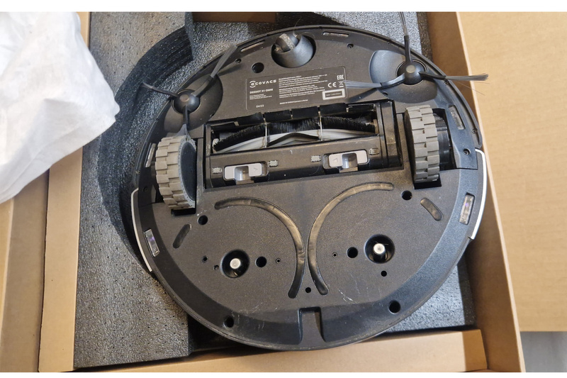 Robot sprzątający ECOVACS DEEBOT X1 OMNI Stacja myjąca 5000Pa Kamera AIVI