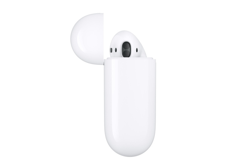 Apple AirPods mit Ladecase 2 gen A1938 klasse C