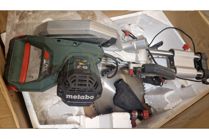 Ukośnica Metabo KGS 305 M 2000W 305mm PCL posuw dwustronna