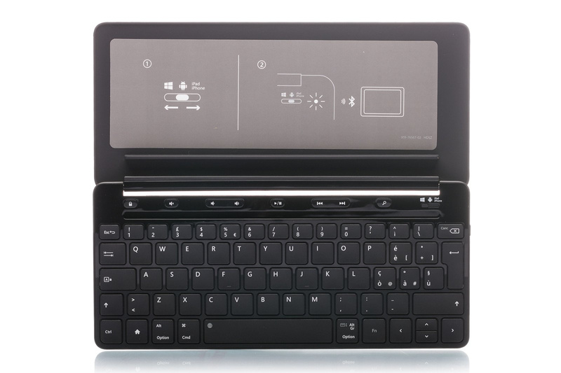 Testatur Microsoft Universal Mobile (Italienisch) P2Z-00013 Schwarz QWERTY