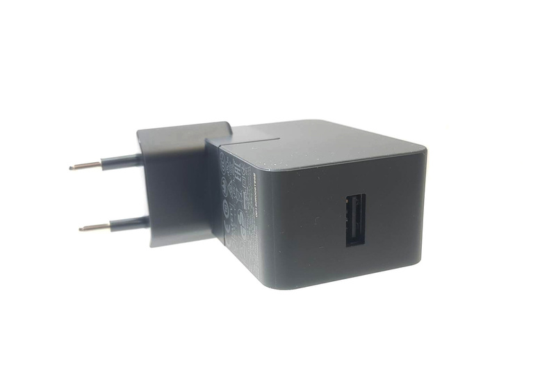 Genuine Microsoft HoloLens Surface 3 13W 1624 Power adapter