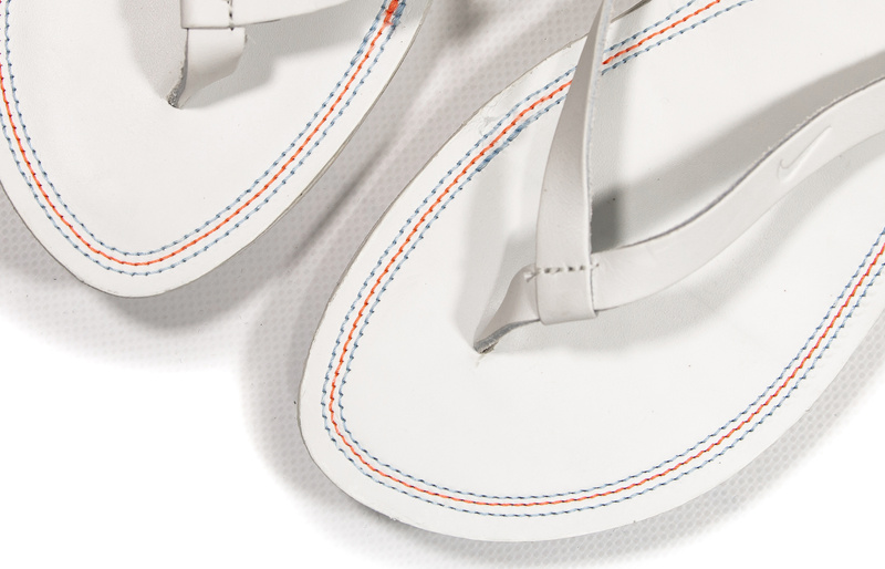 Buty Nike WMNS CELSO CITY SUPERHEEL 386857-111