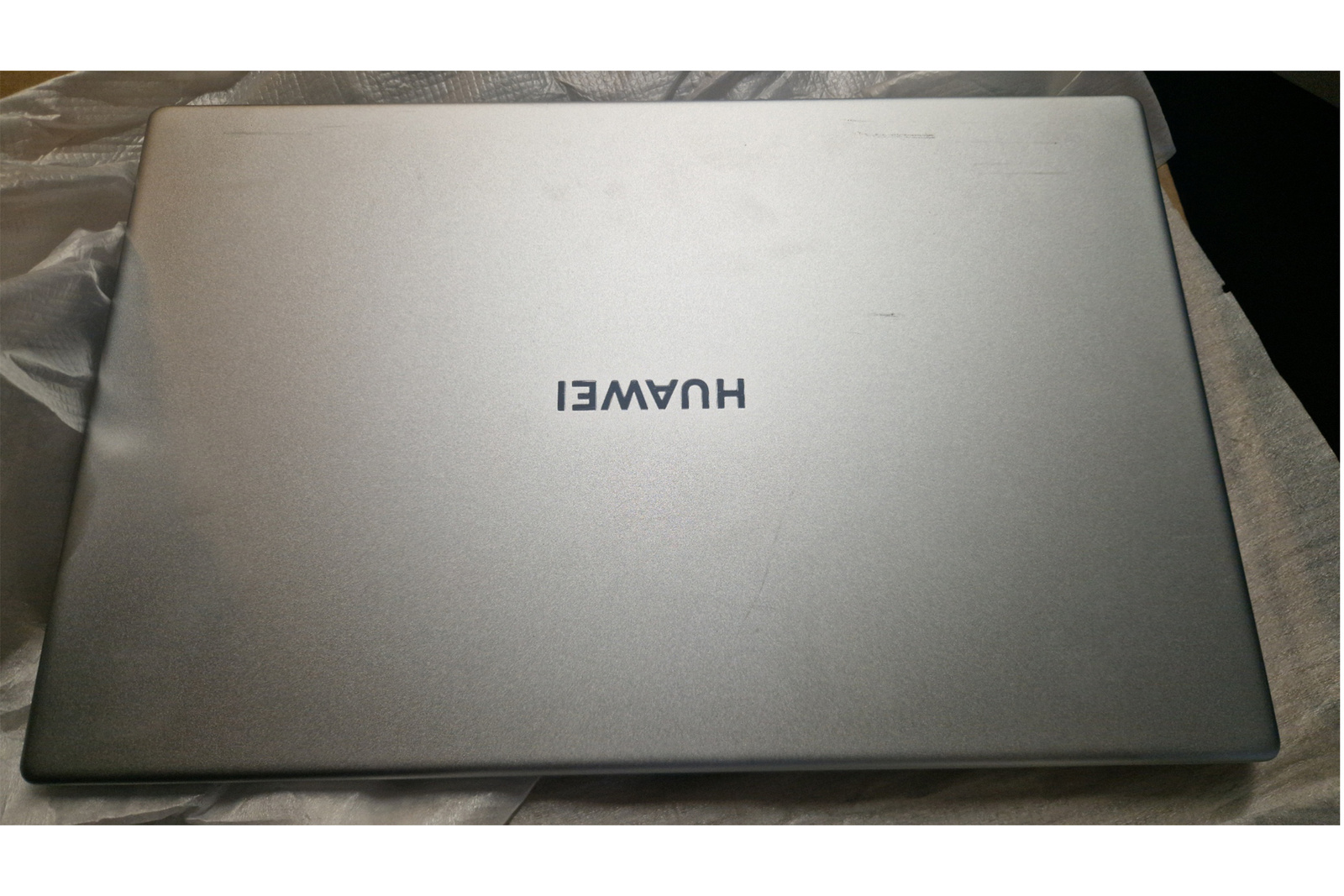 Huawei Matebook D15 15,6" AMD Ryzen 5 3500U 8GB 256GB SSD Win10 IPS