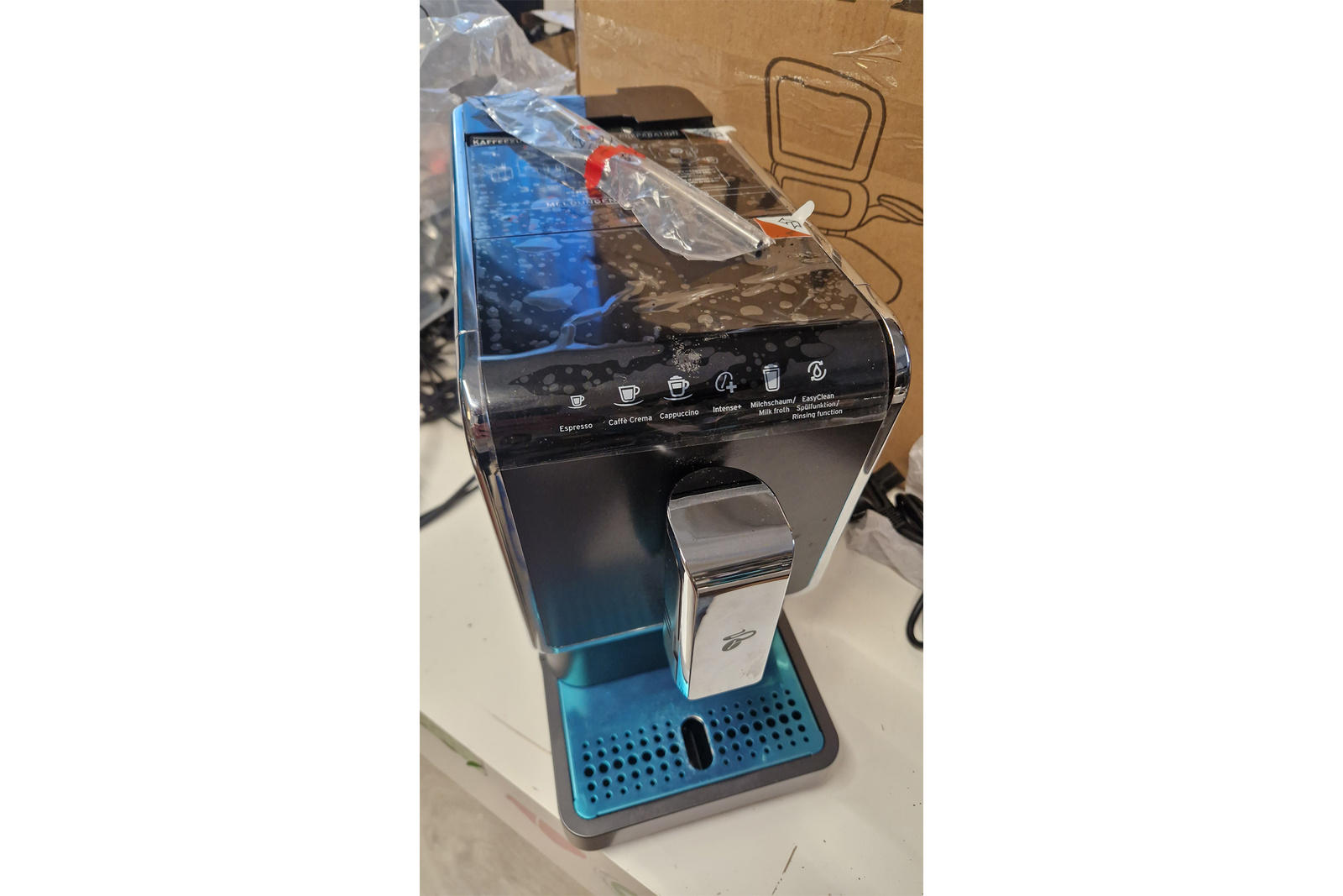 Ekspres ciśnieniowy Tchibo Esperto Pro Anthrazit One Touch spienianie