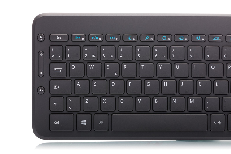 Microsoft All-in-One Media Keyboard (Spanish)