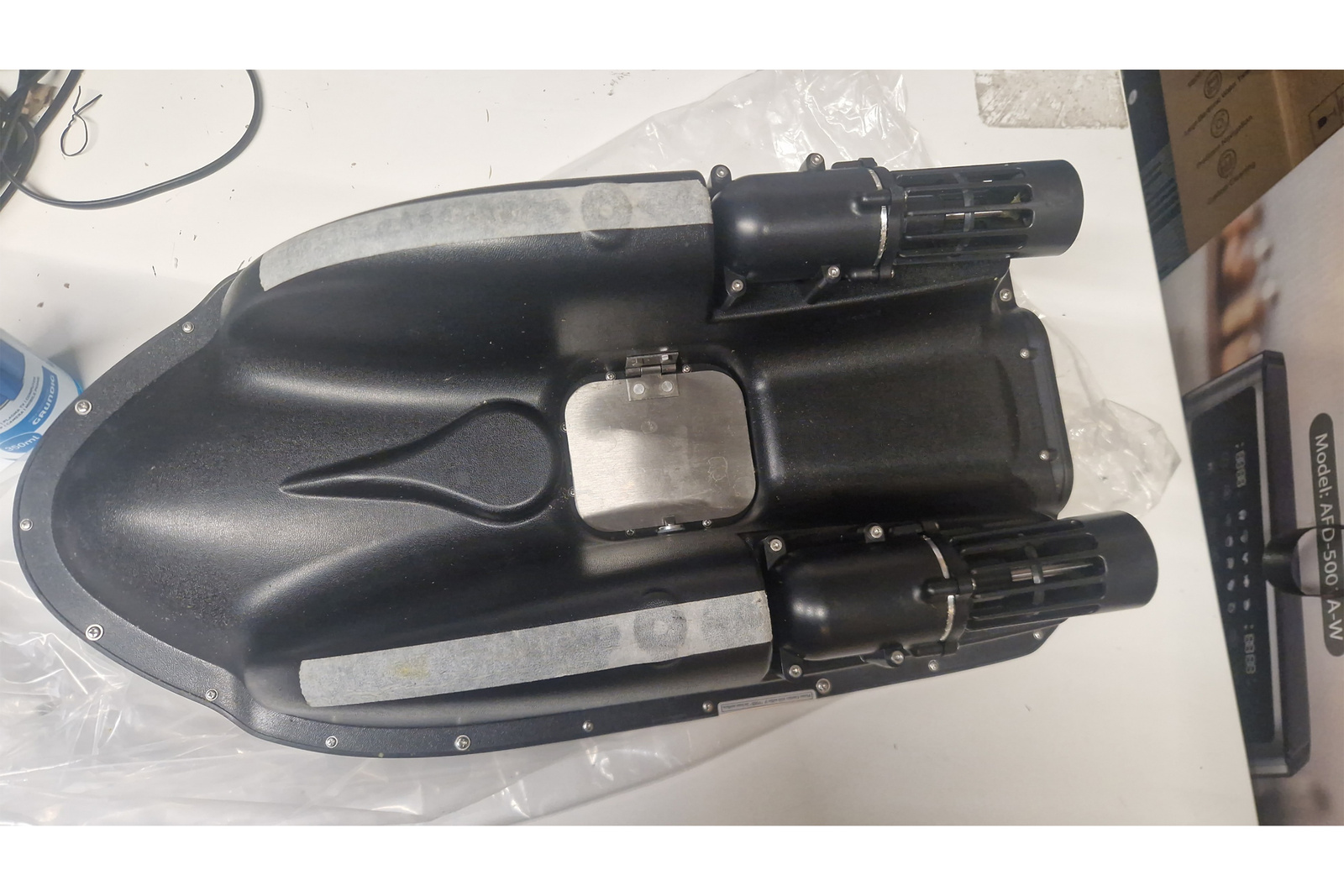 Łódka zanętowa Boatman Actor Basic V2 AutoPilot LED 500m 1.5kg