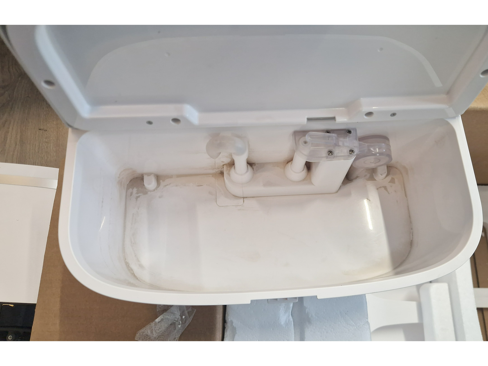 Ecovacs Deebot T30 Pro Omni weiß Roboterstaubsauger und Wischmopp