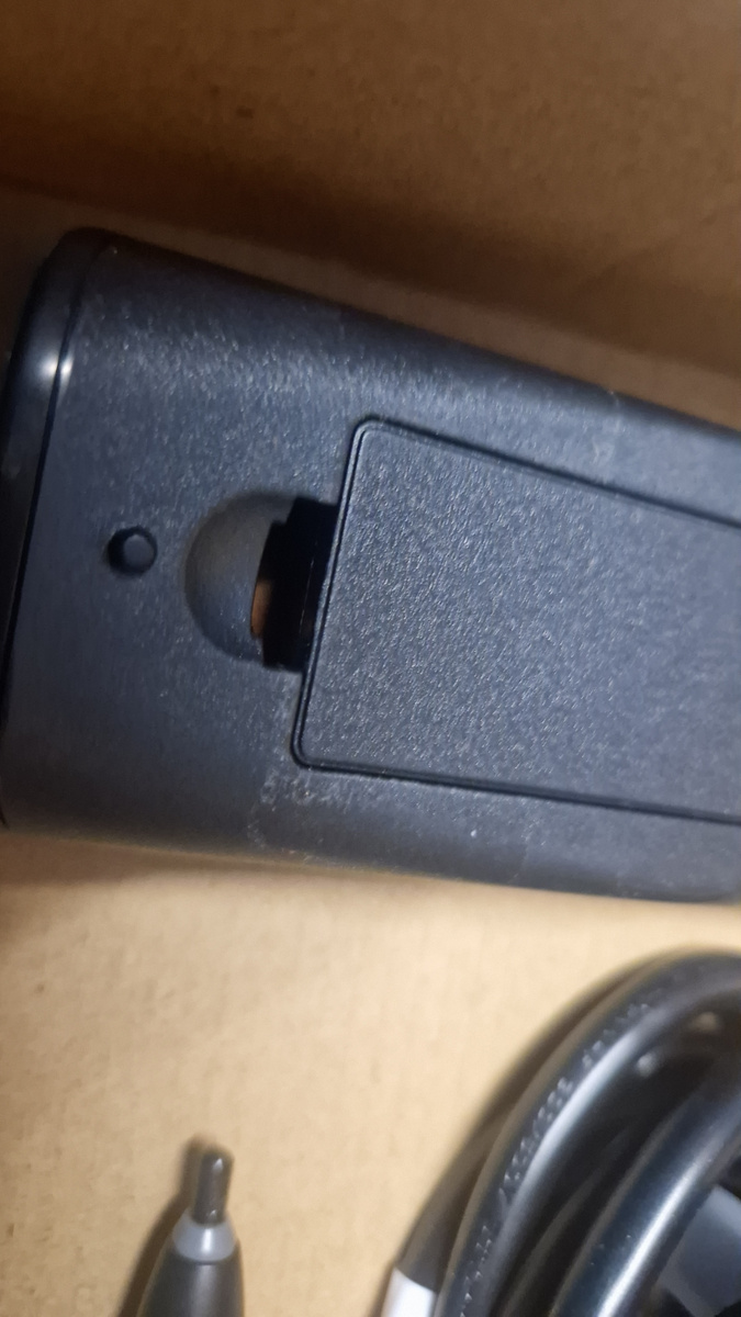 Clevertouch Plus LUX 75" 4K UHD interaktiver Monitor (15475LUXHP)