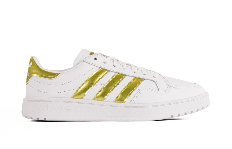 Buty damskie adidas TEAM COURT W EF6058