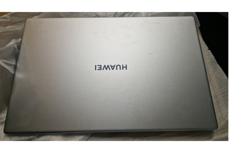 Huawei Matebook D15 15,6" AMD Ryzen 5 3500U 8GB 256GB SSD Win10 IPS